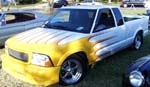 99 GMC Sonoma Xcab Pickup