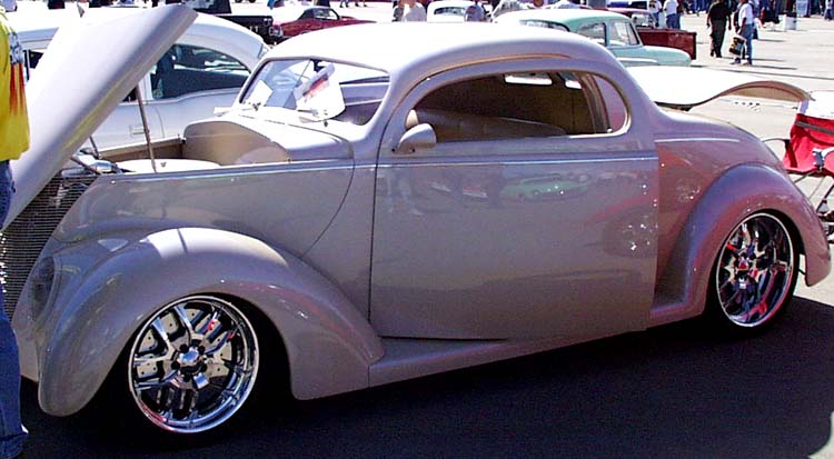 37 Ford 'Minotti' Chopped 3W Coupe