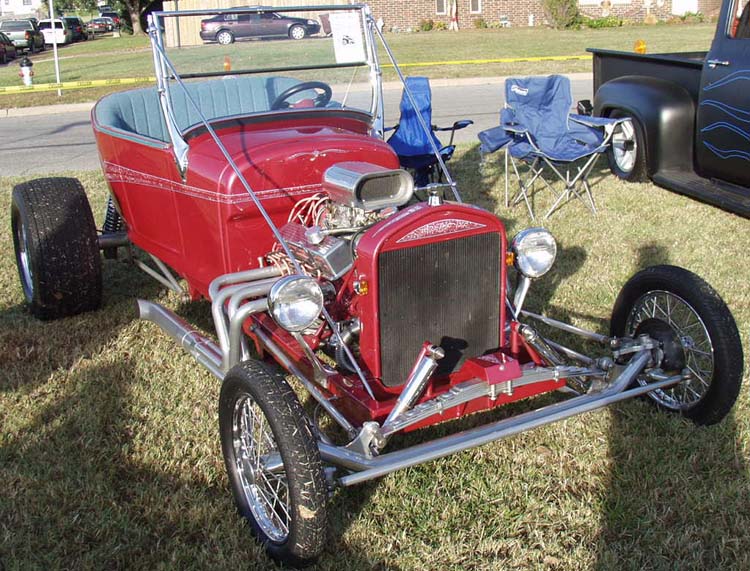 26 Ford Model T Bucket Roadster