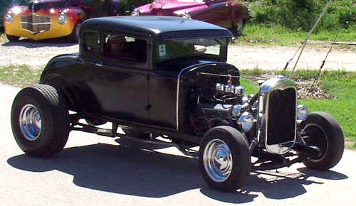 30 Ford Model A Hiboy Chopped Coupe