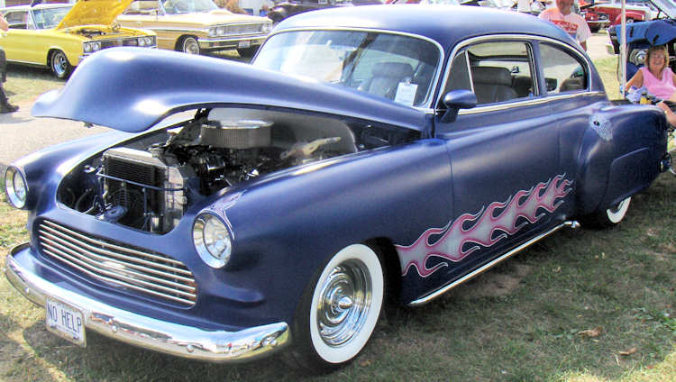 52 Chevy 2dr Fleetline Sedan